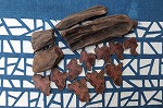 食品 が含まれている画像
自動的に生成された説明